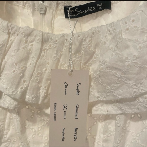 Off the shoulder lace dress - Picture 4 of 6